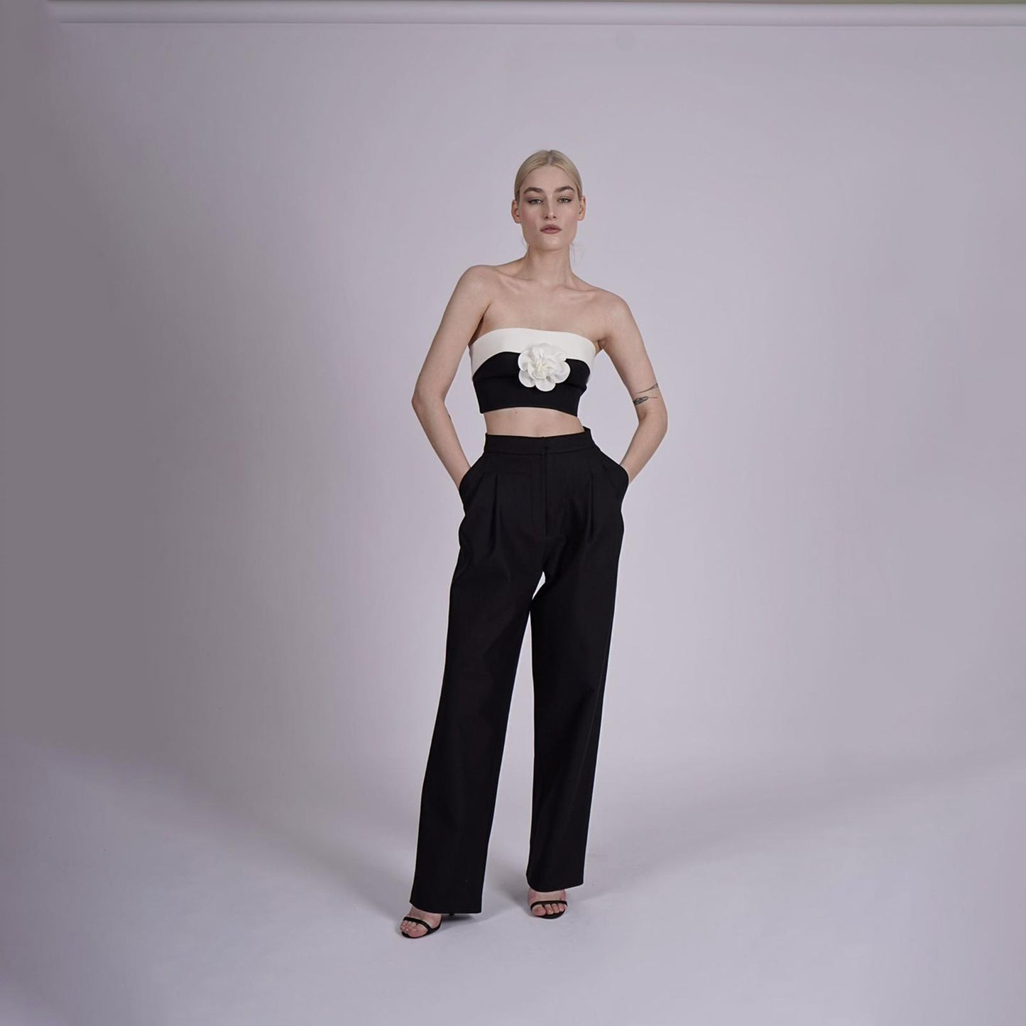JASPER TOP BLACK