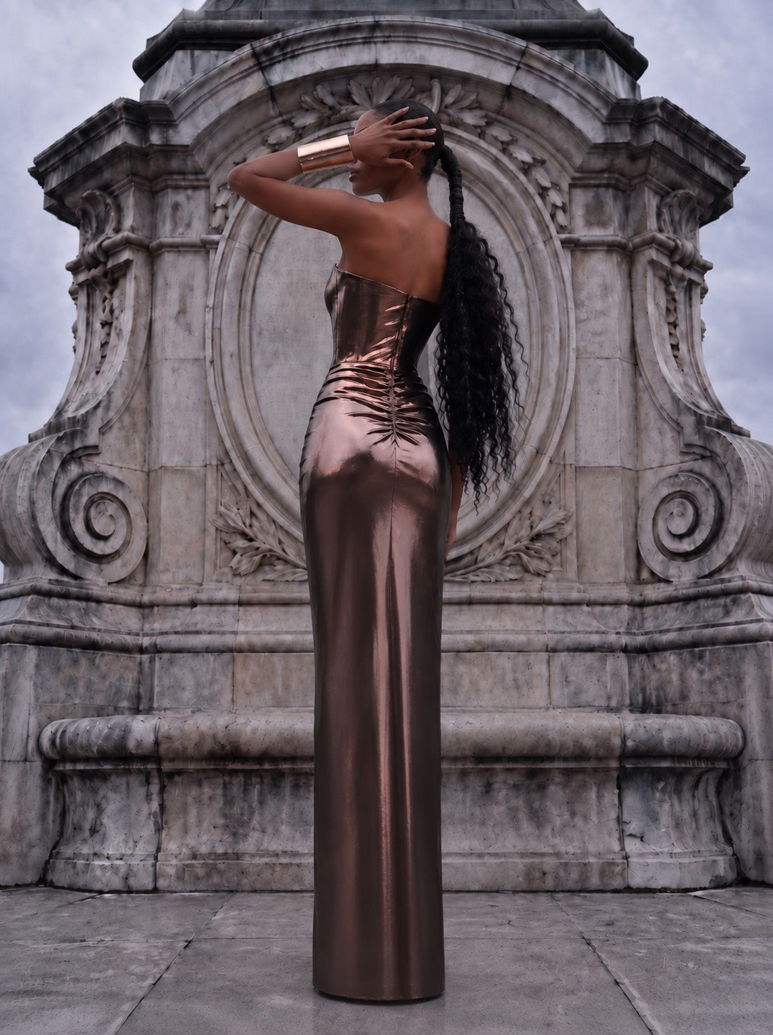 Venus Gown Bronze